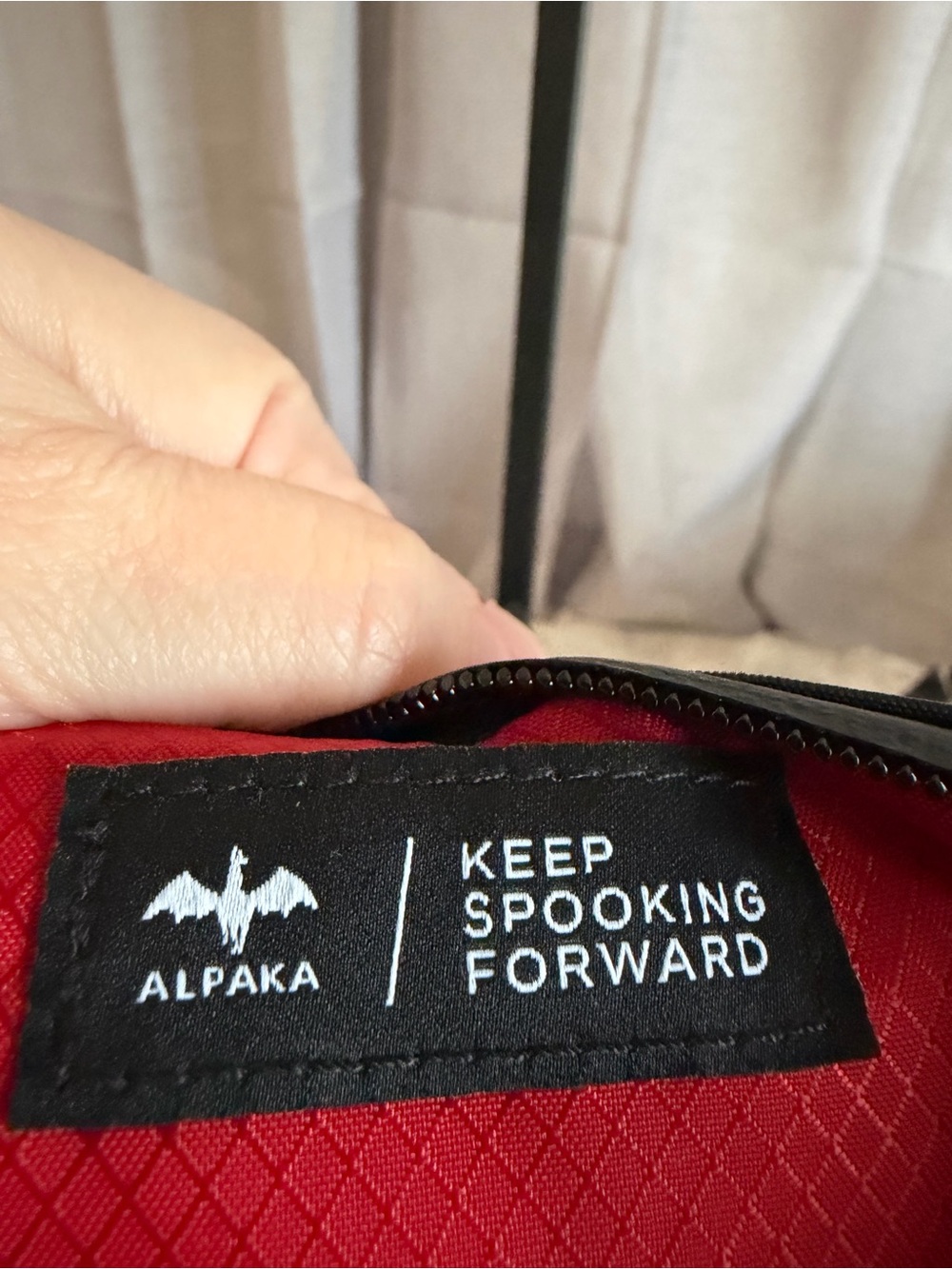 Alpaka Zip Pouch Max V2 – Vampire Edition | Limited Edition - Picture 10 of 11
